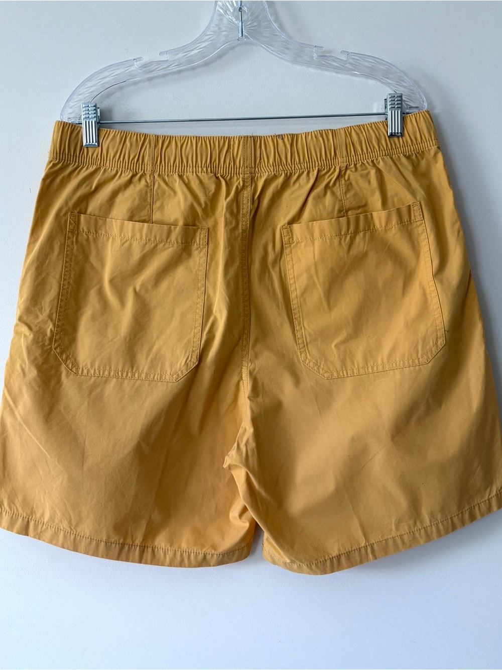 H&M Relaxed Fit Drawstring Shorts - Picture 2 of 4
